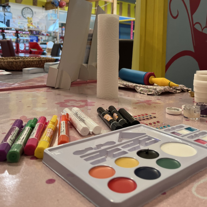 Pâques s’invite chez NOUNOU ADOM Les Sables-d’Olonne Pâques s’invite chez NOUNOU ADOM Les Sables-d’Olonne